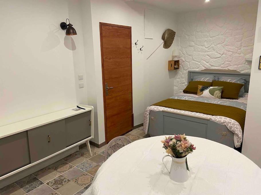 Studio Le Chat'Oh! Combourg Exterior foto